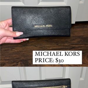 Michael kors wallet